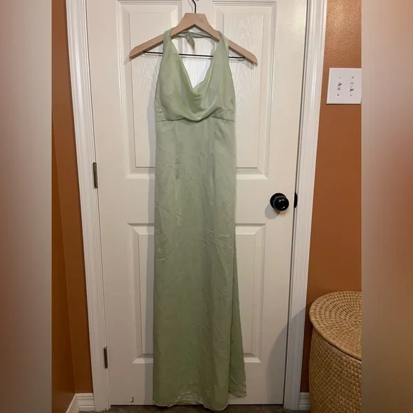 Watters & Watters Sage Green Halter Floor Length Gown Coquette Girl Size 2 - Picture 1 of 9